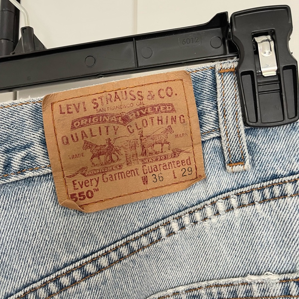 Vintage Levi’s 550 Jeans